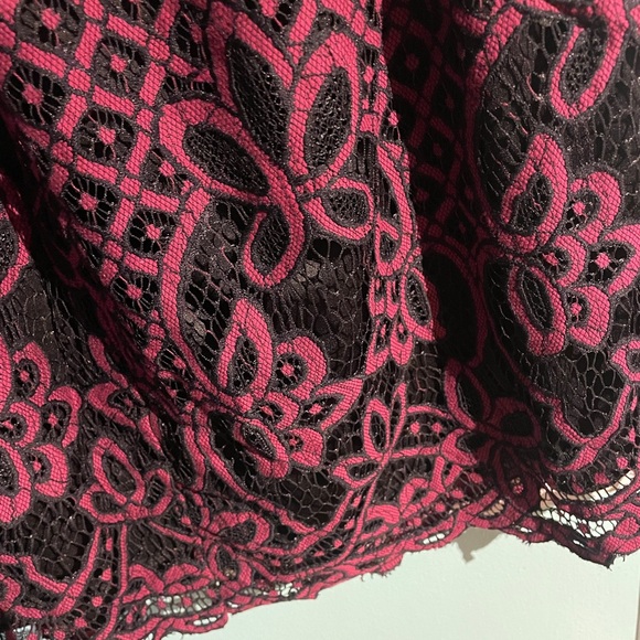 Cute red lace dress! - Picture 2 of 9